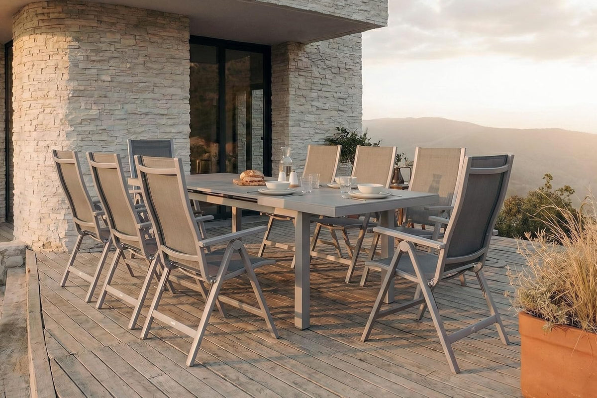 OUTFLEXX Premium Garten-Essgruppe, Ausziehtisch 180/240 x 100 cm, Silber/grau, Alu/Textilene, 8 Klappstühle