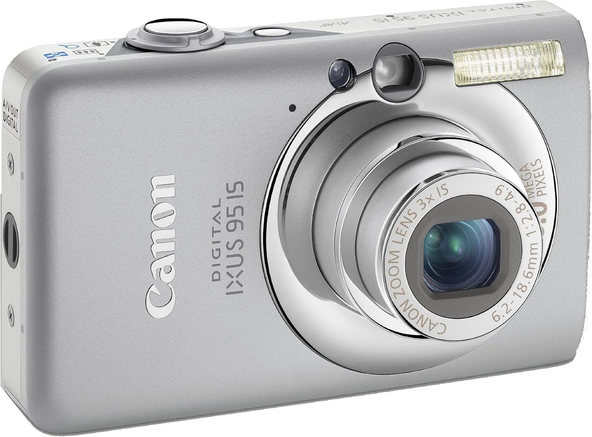 Canon Digital IXUS 95 IS Digitalkamera (10 MP, 3-fach opt. Zoom, 6,4cm (2,5 Zoll) Display, Bildstabilisator) silber